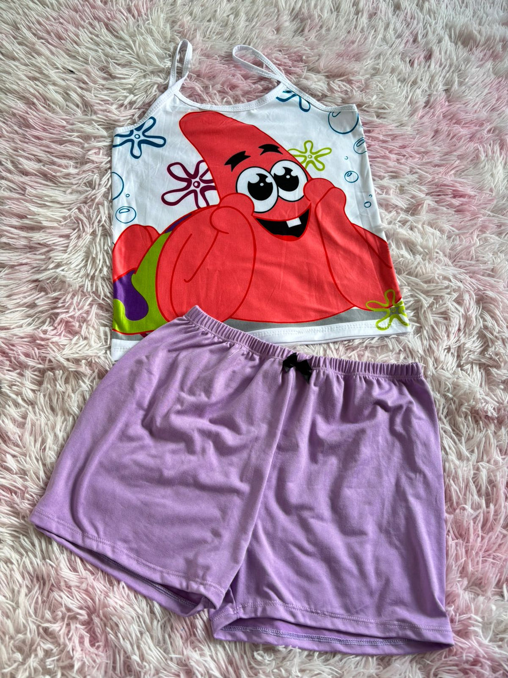 6 pijamas en piel de durazno.