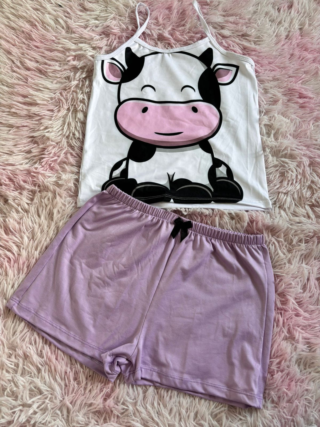 6 pijamas en piel de durazno.