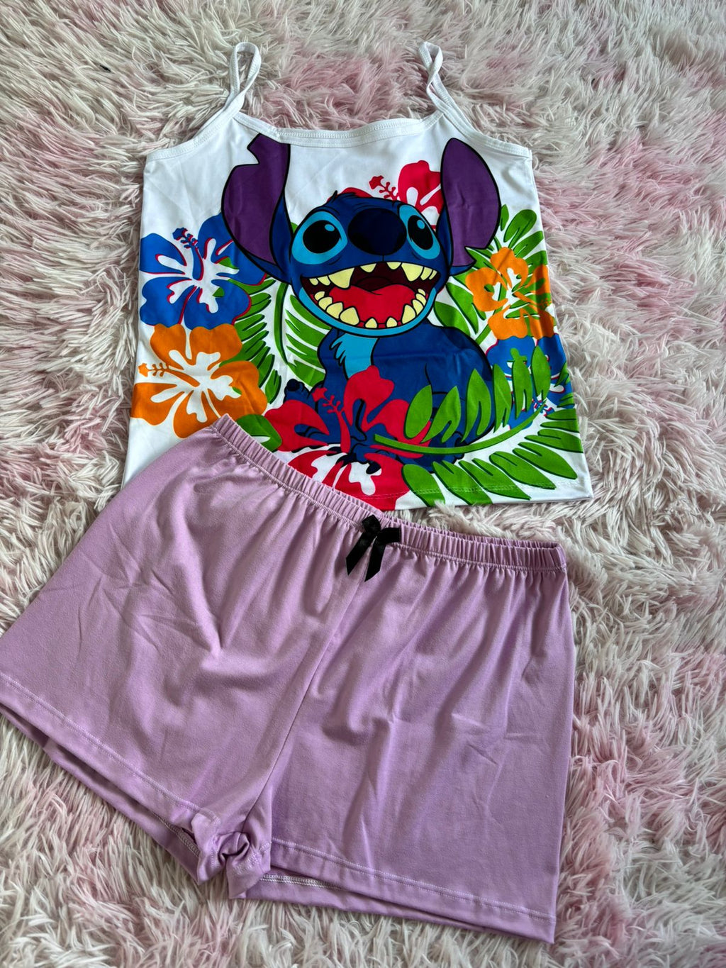 6 pijamas en piel de durazno.