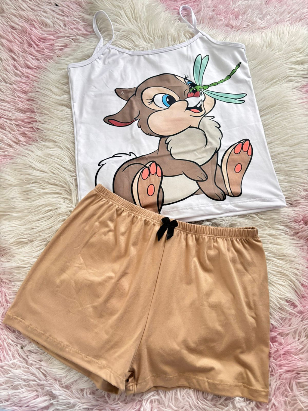 6 pijamas en piel de durazno.